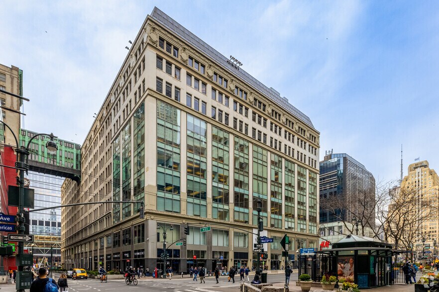 100 West 33rd St, New York, NY à louer - Photo du bâtiment - Image 1 de 5
