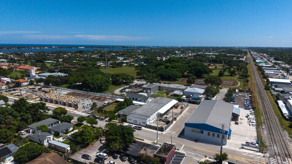 TBD Pine Ter St, West Palm Beach, FL à vendre - Photo du bâtiment - Image 3 de 5