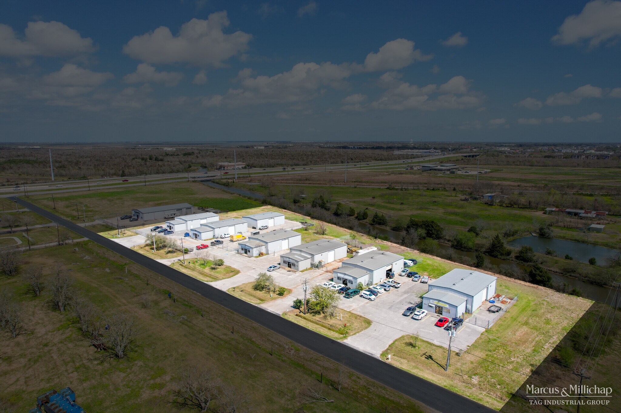 950-1050 N Pine Rd, Texas City, TX à louer Photo principale- Image 1 de 11