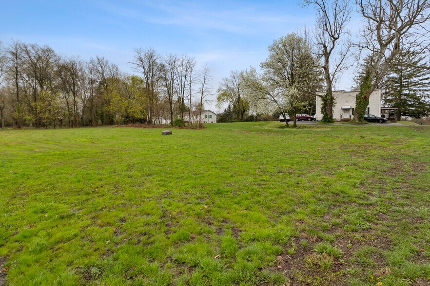 51 Crosswicks Chesterfield Rd, Chesterfield, NJ à vendre - Photo du bâtiment - Image 2 de 33