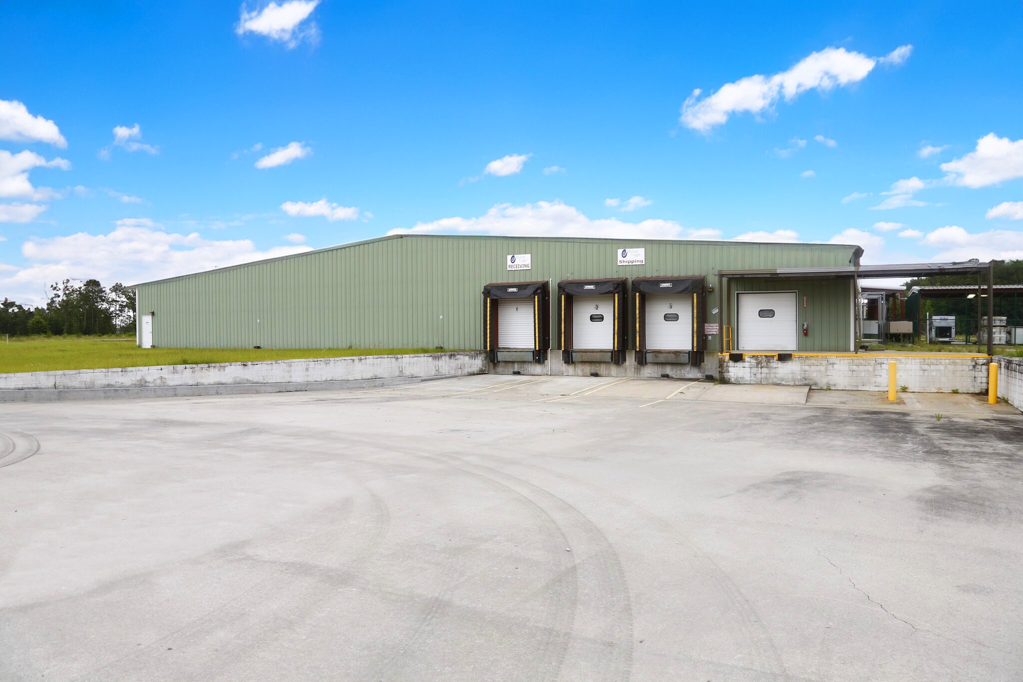 525 Industrial Park Rd, Sylvania, GA à louer Photo du bâtiment- Image 1 de 10