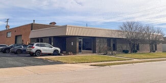 More details for 201 Crossen Ave, Elk Grove Village, IL - Industrial for Lease