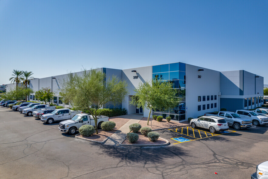 3157 E Elwood St, Phoenix, AZ for lease - Building Photo - Image 3 of 3