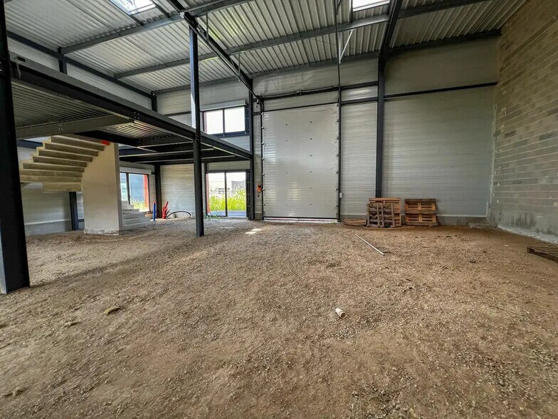 Industriel dans Taillades à louer - Photo intérieure - Image 2 de 20