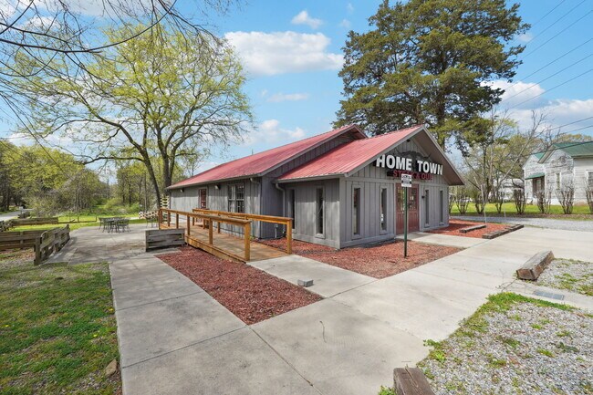 More details for 100 Covered Bridge Rd, Euharlee, GA - Retail for Sale