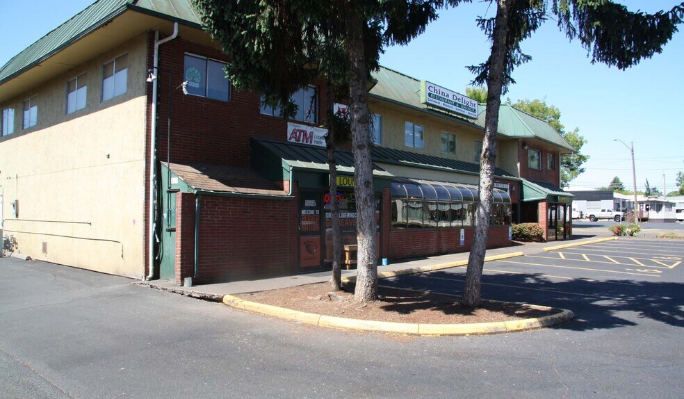 325 NW 2nd St, Corvallis, OR à vendre - Photo du bâtiment - Image 2 de 4