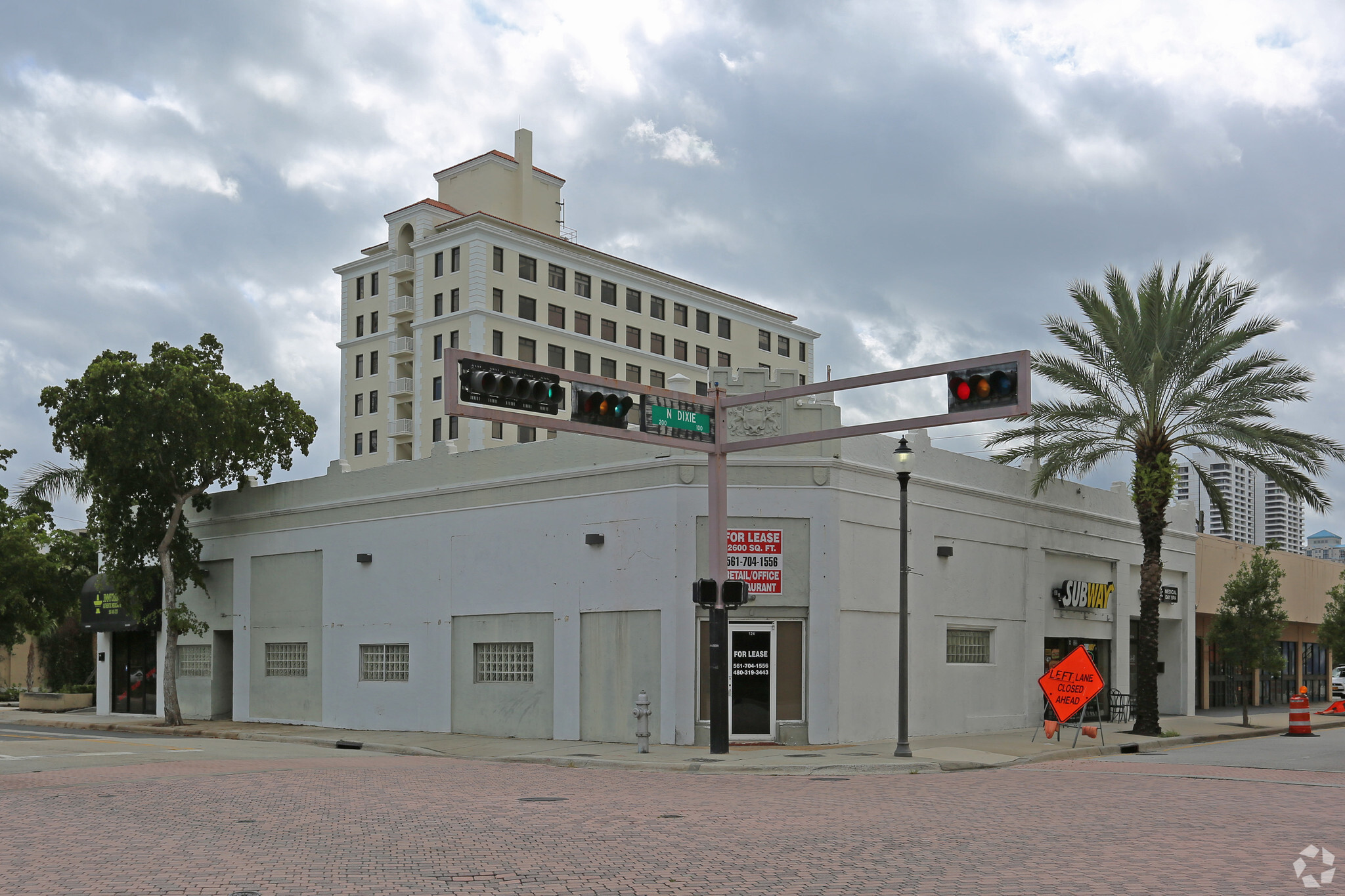 120-124 N Dixie Hwy, West Palm Beach, FL for sale Primary Photo- Image 1 of 1