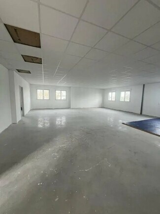 Plus de détails pour 4 Chemin Du Chapitre, Toulouse - Bureau à louer