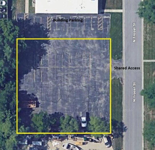 300 N Marion St, Olathe, KS à louer Photo du bâtiment- Image 1 de 3
