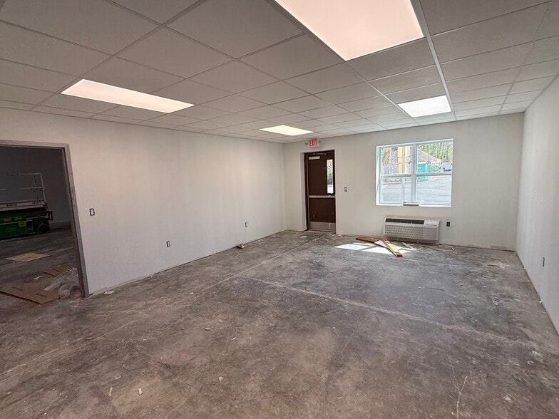 7a Union Hill Rd, Monroe Township, NJ for lease - Building Photo - Image 3 of 8