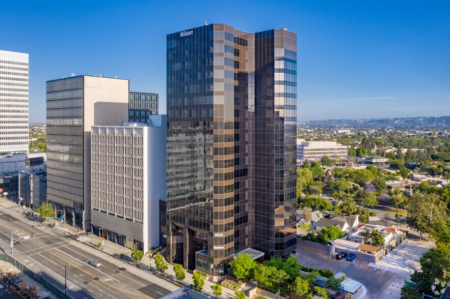 6420 Wilshire Blvd, Los Angeles, CA à louer - Photo du bâtiment - Image 1 de 3