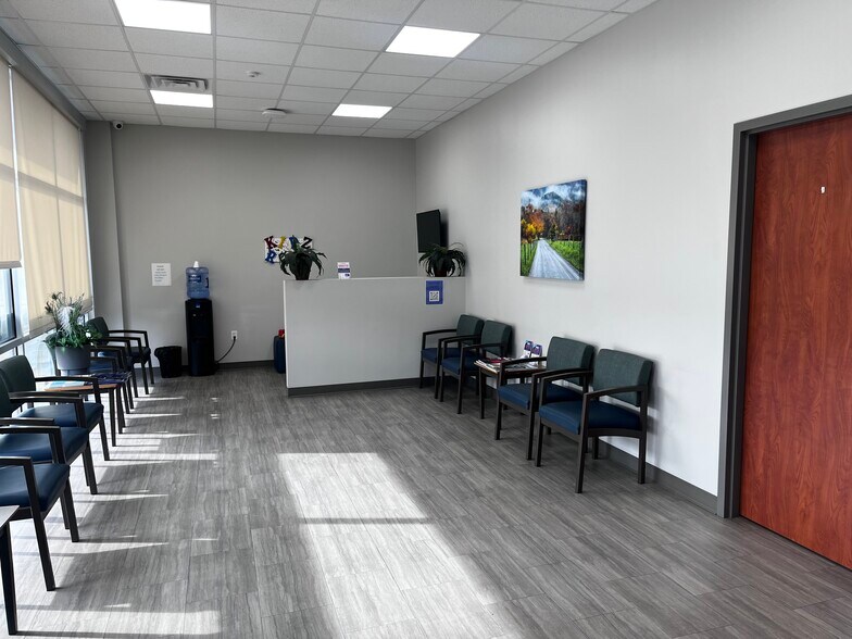 5024 Hunter Rd, Ooltewah, TN à louer - Photo du bâtiment - Image 3 de 11