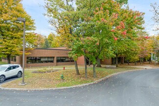 Plus de détails pour 185 Jordan Rd, Troy, NY - Local d'activités à louer
