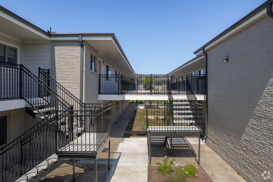 1600 Avenue M, South Houston, TX à vendre - Photo du bâtiment - Image 3 de 20