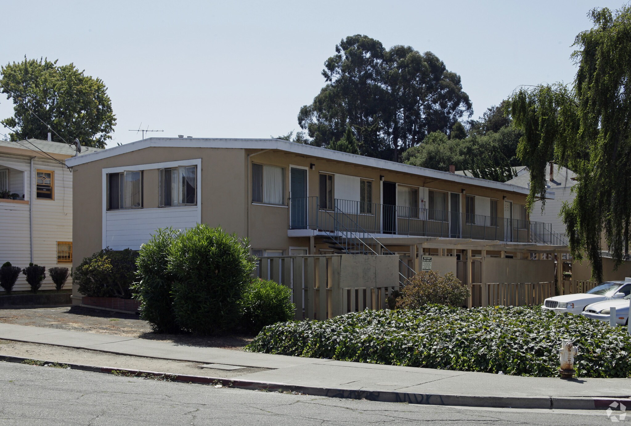 3130 14th Ave, Oakland, CA à vendre Photo principale- Image 1 de 4