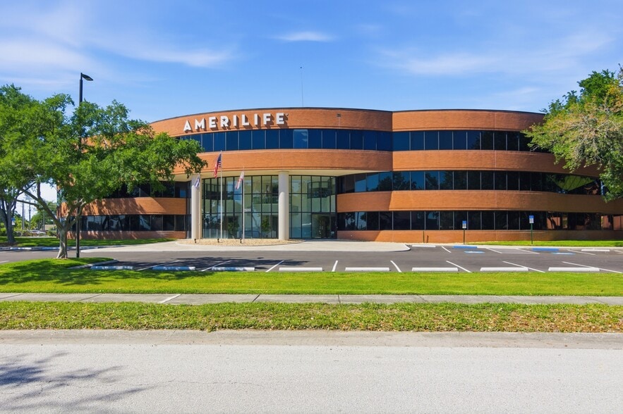 2600 McCormick Dr, Clearwater, FL for lease - Building Photo - Image 2 of 5