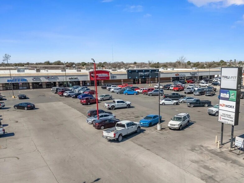 2421-2429 N County Road W, Odessa, TX à vendre - Photo du bâtiment - Image 3 de 13