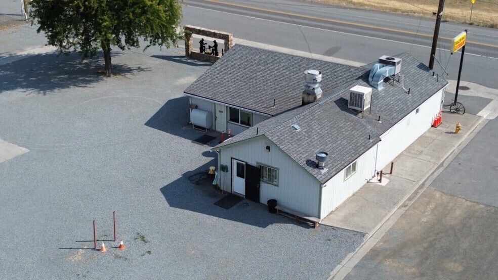 308 W 12th St, Alturas, CA à vendre - Photo du bâtiment - Image 3 de 34