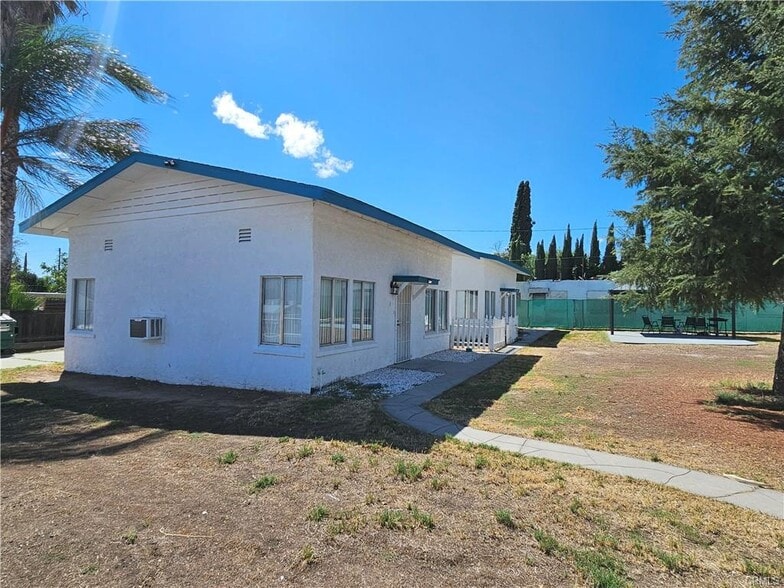 545 2nd st, Banning, CA for sale - Building Photo - Image 3 of 16