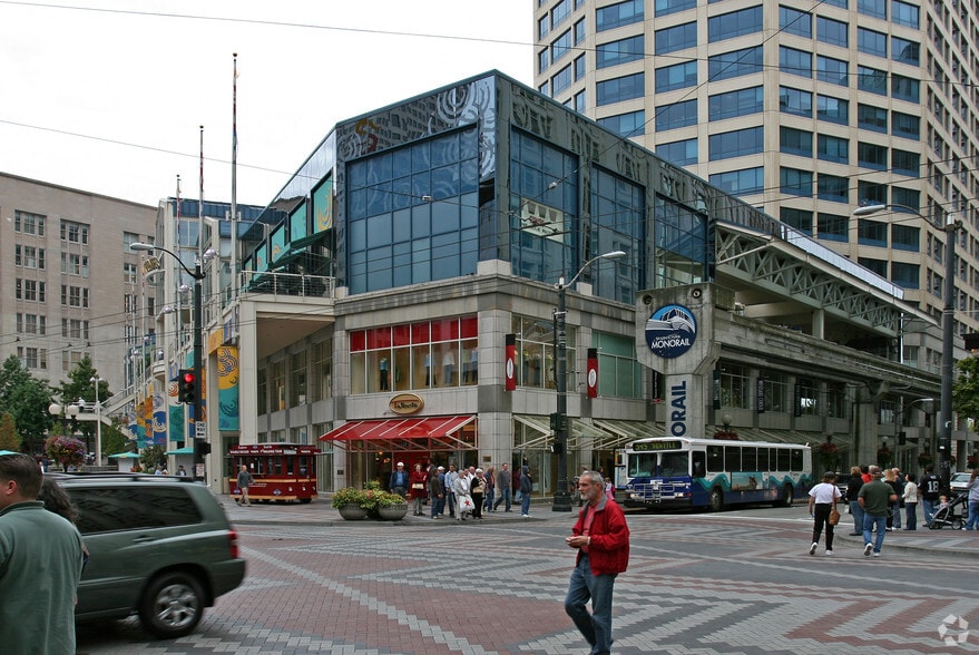 400 Pine St, Seattle, WA for lease - Building Photo - Image 2 of 7