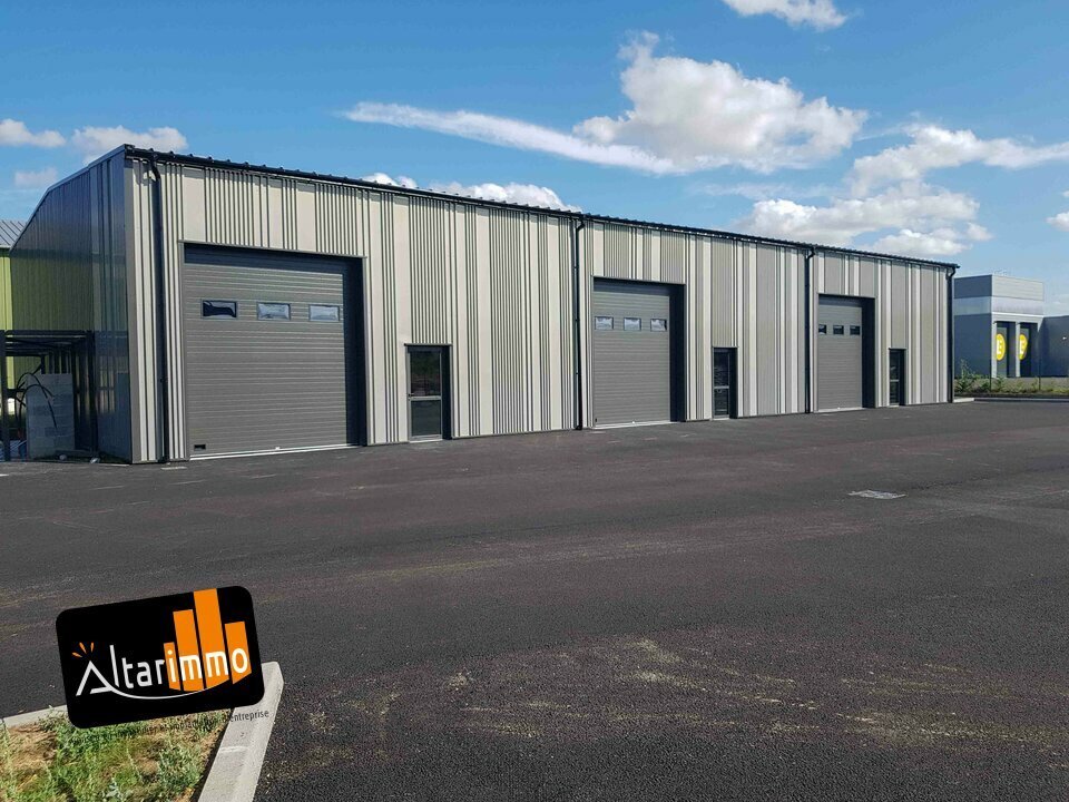 Flex in Vernouillet for lease Building Photo- Image 1 of 5