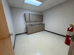 2300 Lake Park Dr SE, Smyrna, GA for lease Interior Photo- Image 2 of 5