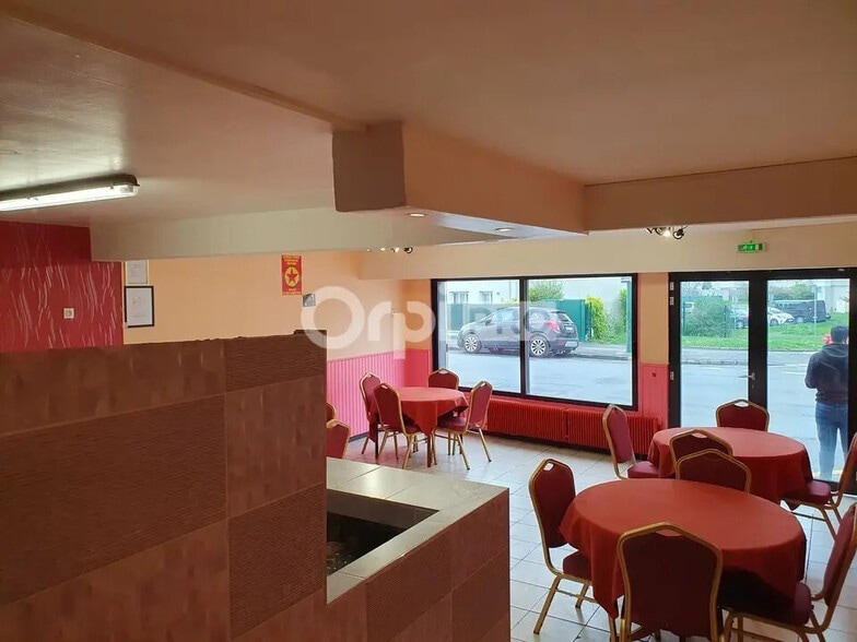 Retail in Reims for sale - Interior Photo - Image 3 of 7