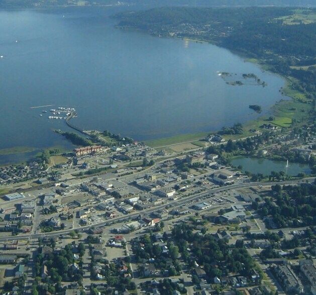 371 Trans-Canada Hwy, Salmon Arm, BC à vendre - Aérien - Image 2 de 2