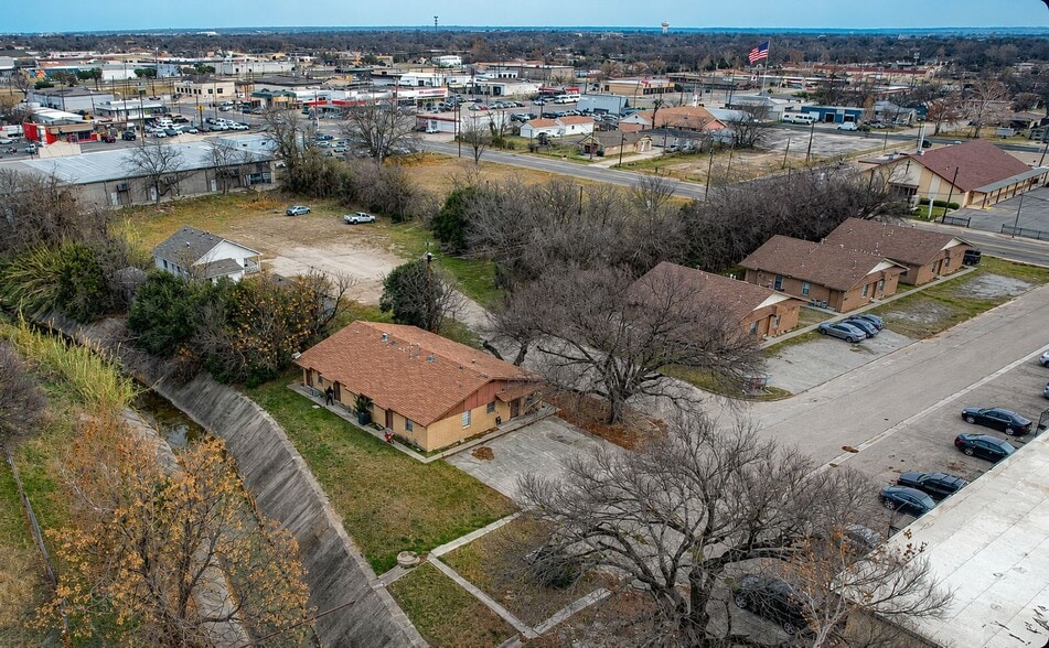 219 Hold St, Killeen, TX for sale - Building Photo - Image 2 of 3
