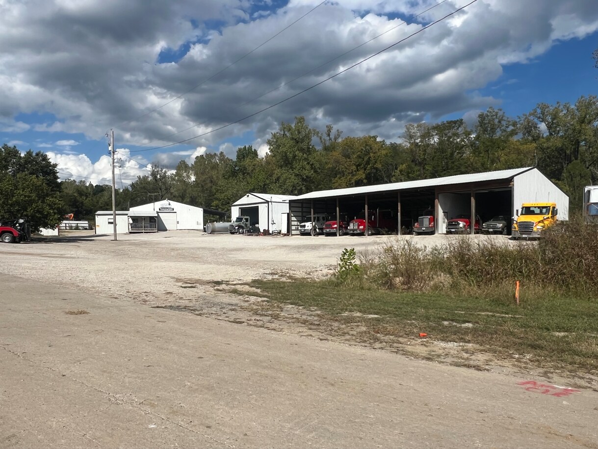 1538 Autumn Ridge Dr, Holts Summit, MO à vendre Photo principale- Image 1 de 4