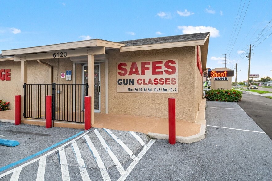 6123 Ridge Rd, Port Richey, FL for sale - Building Photo - Image 3 of 35