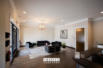 100 Corporate Blvd, West Columbia, SC for lease Interior Photo- Image 1 of 4