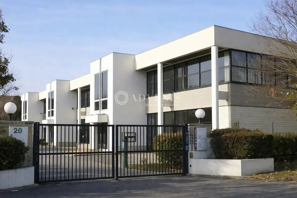 Office in Lognes for lease Building Photo- Image 1 of 5