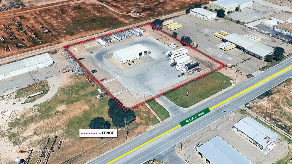 4606 M.l. King Jr. Boulevard, Lubbock, TX à louer - Photo du bâtiment - Image 2 de 12