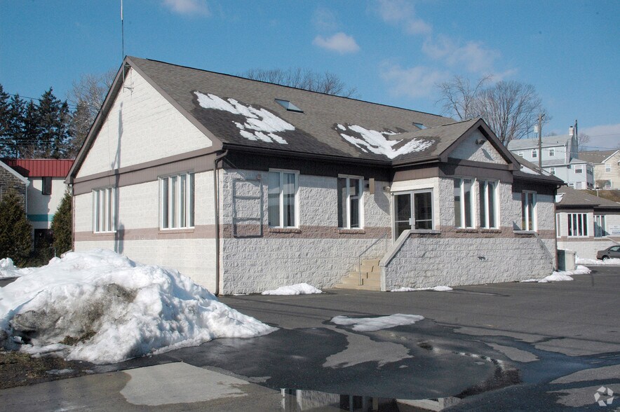 827 Glenside Ave, Wyncote, PA à vendre - Photo du bâtiment - Image 3 de 7