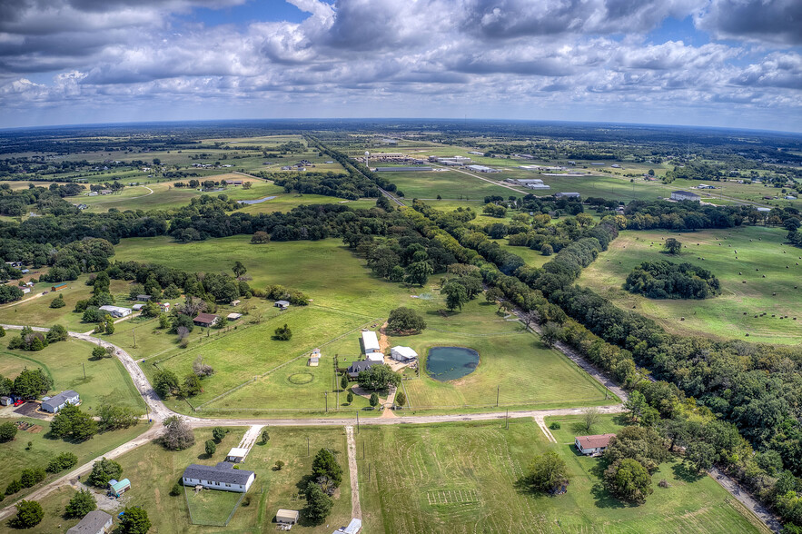 150 VZ County Road 3516, Wills Point, TX à vendre - Photo du bâtiment - Image 1 de 38