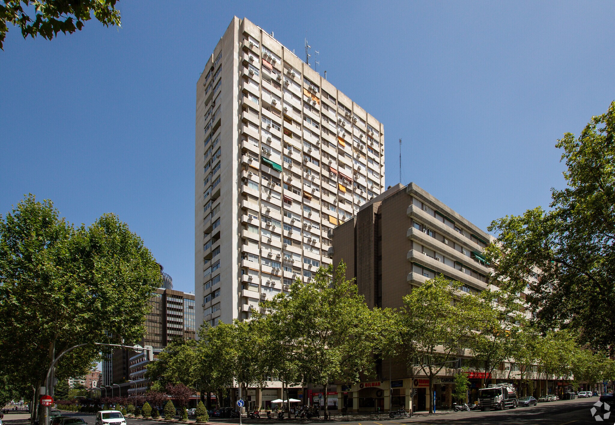 Immeuble residentiel dans Madrid, Madrid à vendre Photo du bâtiment- Image 1 de 2