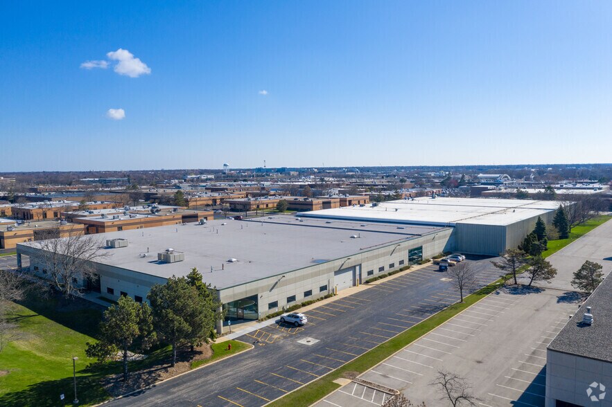 515 Huehl Rd, Northbrook, IL à louer - Aérien - Image 3 de 5