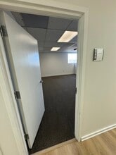 7540 Leavenworth Rd, Kansas City, KS for lease Building Photo- Image 1 of 6