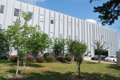 762 Downtowner Loop West, Mobile, AL for lease Building Photo- Image 1 of 8