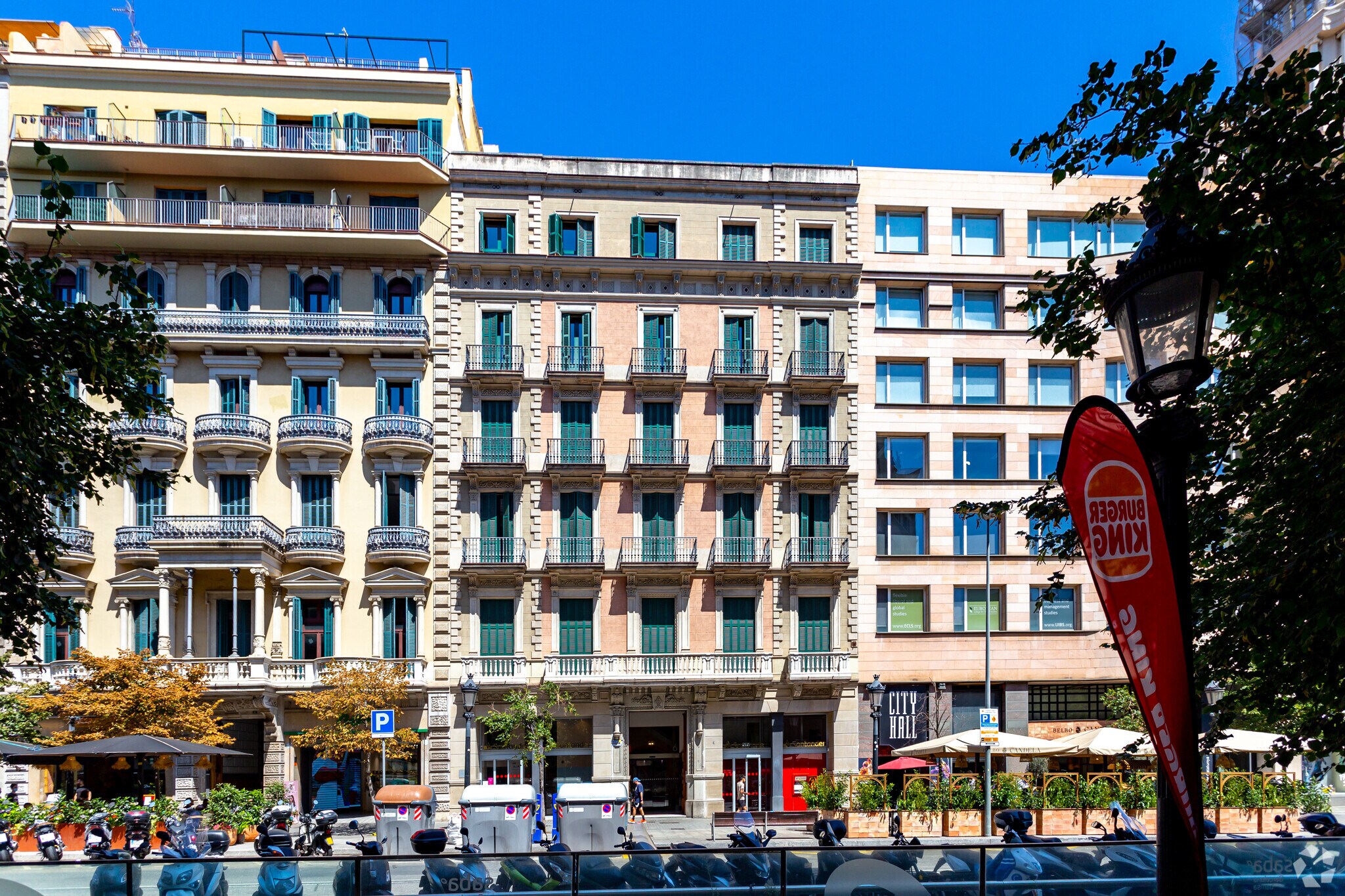 Office in Barcelona, Barcelona for lease Primary Photo- Image 1 of 6