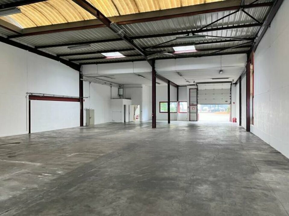 Flex in Le Blanc-Mesnil for lease Interior Photo- Image 1 of 5