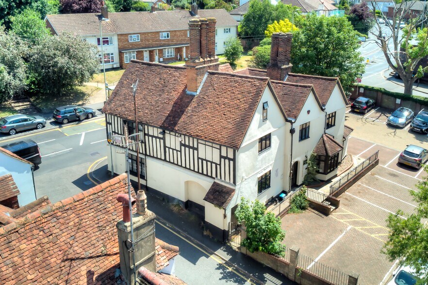 Corner Hall, Hemel Hempstead à louer - Photo du bâtiment - Image 3 de 5