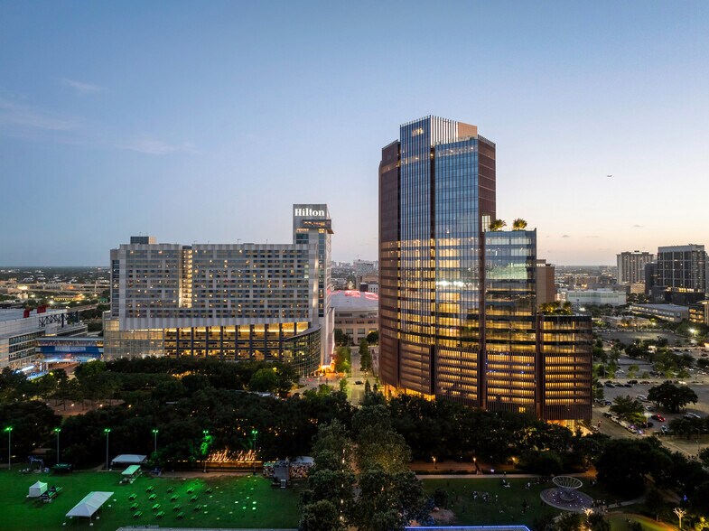 1550 Lamar St, Houston, TX à louer - Photo du bâtiment - Image 2 de 12