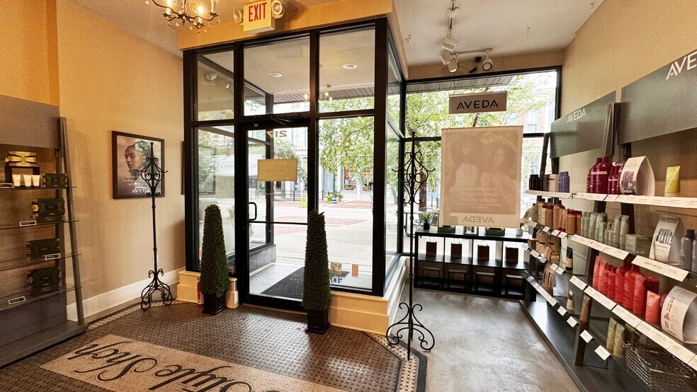 217 S Kalamazoo Mall, Kalamazoo, MI à louer - Photo du bâtiment - Image 2 de 8