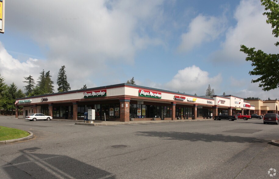 11012 Canyon Rd E, Puyallup, WA à louer - Photo du bâtiment - Image 3 de 8