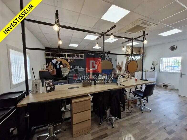 Bureau dans Marignane à vendre - Photo intérieure - Image 3 de 12