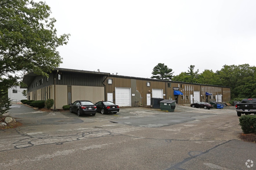 273 Weymouth St, Rockland, MA for lease - Building Photo - Image 2 of 10