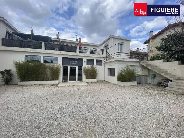 Flex dans Salon-de-Provence à louer - Photo du bâtiment - Image 2 de 15