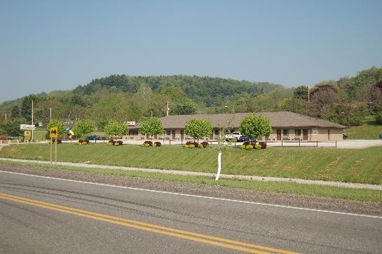 940 S Market St, Loudonville, OH à vendre - Photo principale - Image 1 de 1